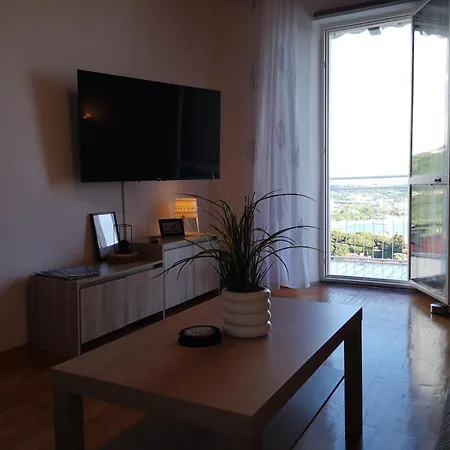 Bazilij Seaview Apartamento *