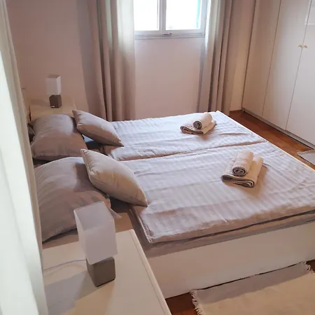 Bazilij Seaview Apartamento *