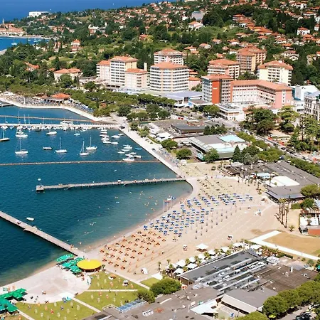 Bazilij Seaview Daire