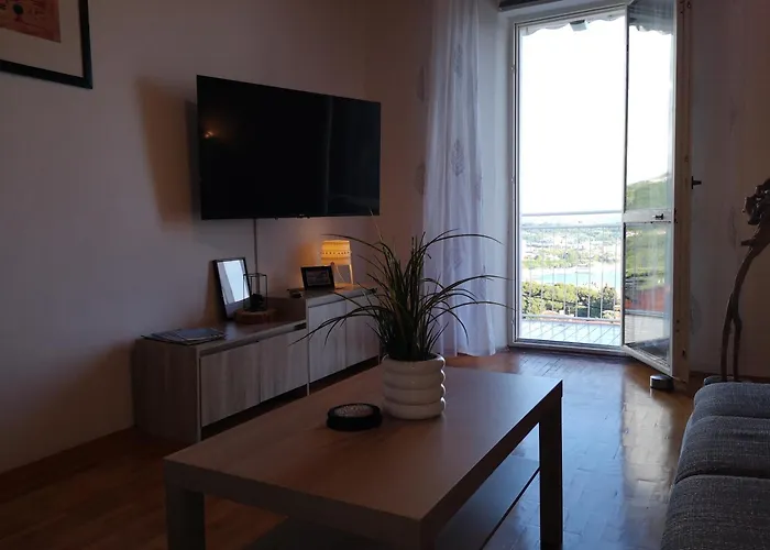 Bazilij Seaview Lägenhet *